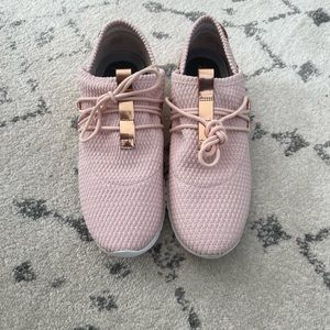 ColeHaan womens sneakers